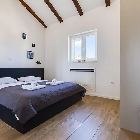 Carmen By Interhome