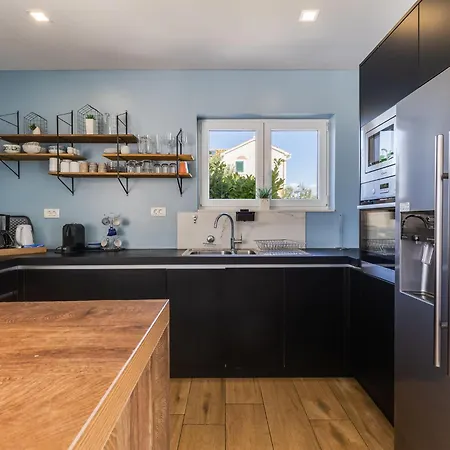 Villa Carmen By Interhome *