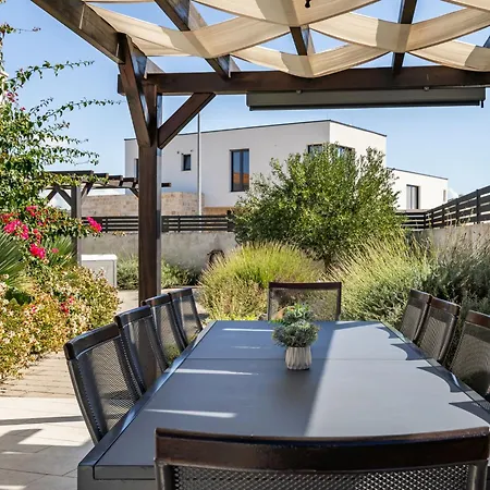 Carmen By Interhome