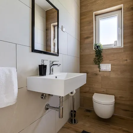 Villa Carmen By Interhome