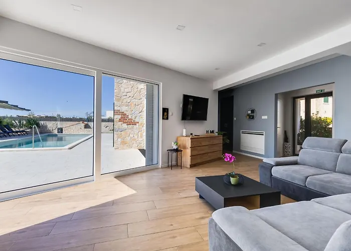 Villa Carmen By Interhome