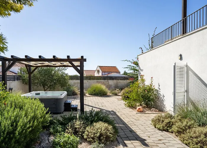 Carmen By Interhome Villa *